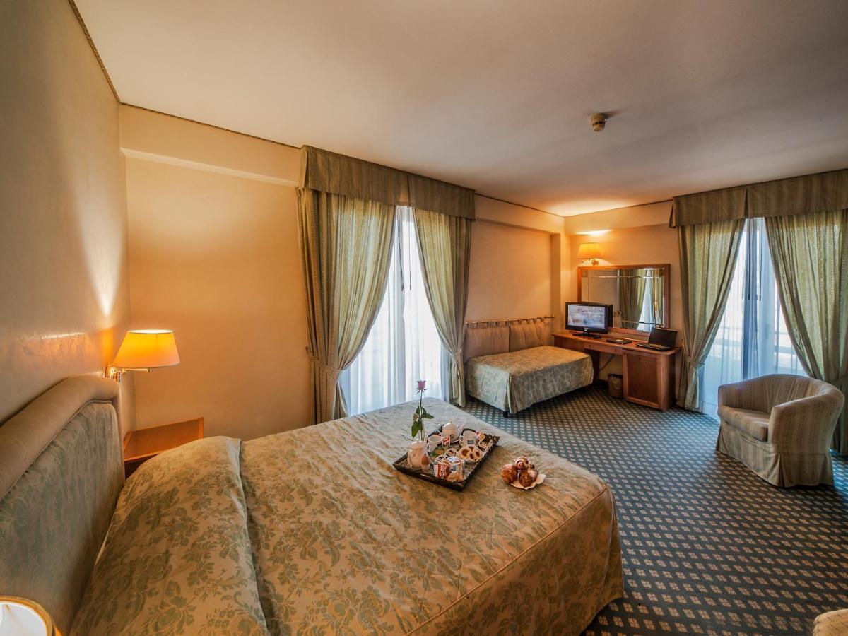 Hotel Valdarno Montevarchi Buitenkant foto