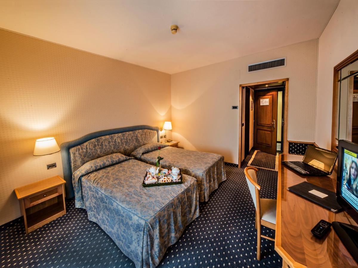 Hotel Valdarno Montevarchi Buitenkant foto